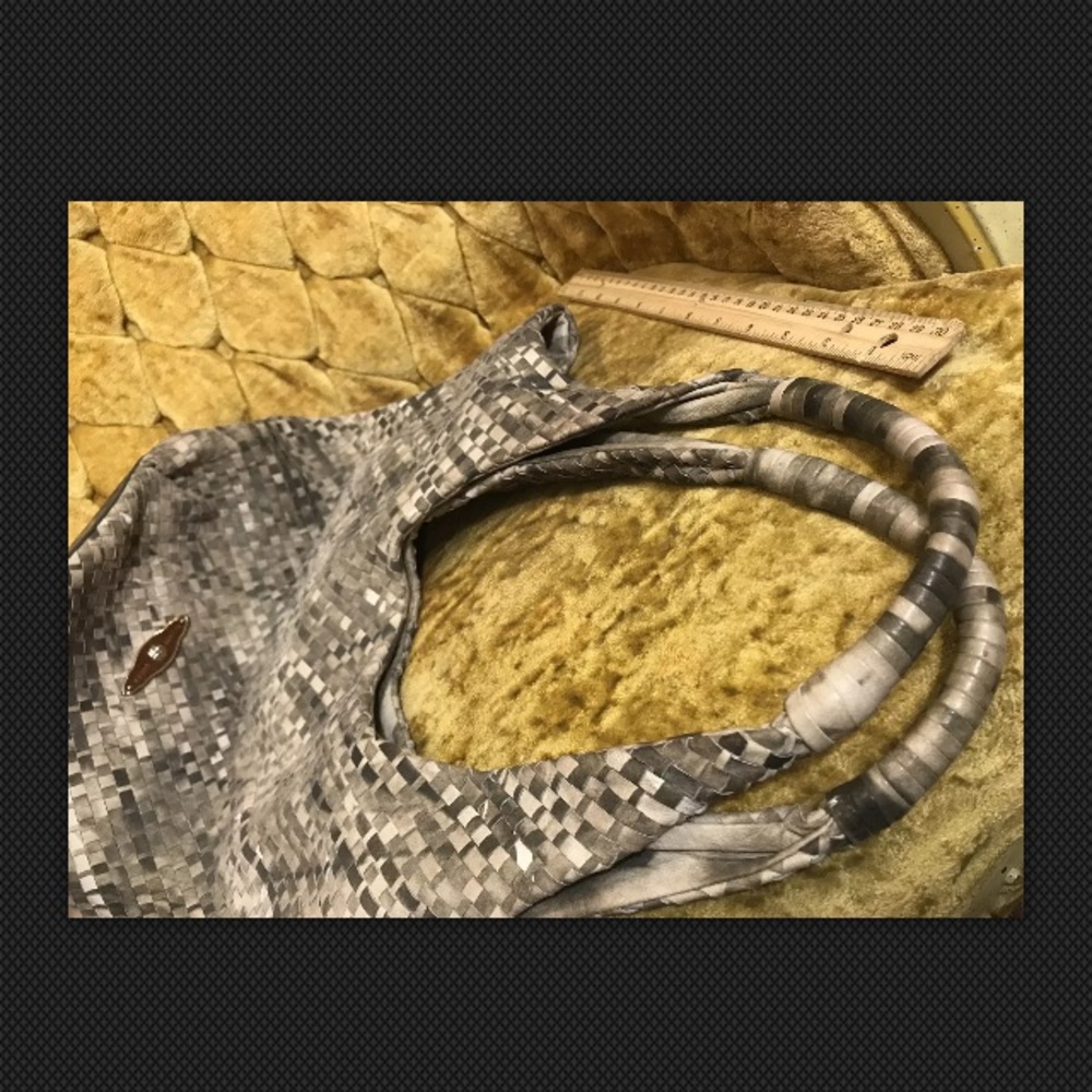 Elliott Lucca Gray Woven Hobo Bag - Picture 8 of 8